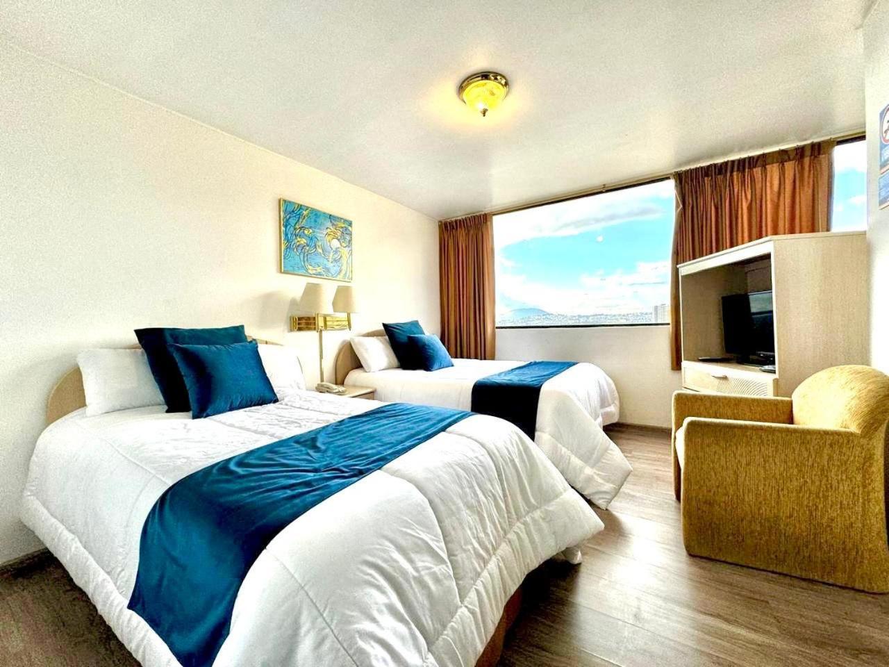 קיטו Stanford Suites Hotel מראה חיצוני תמונה